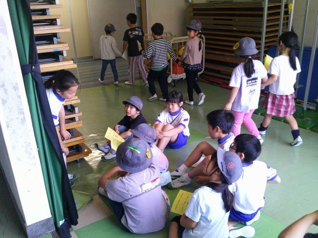 ２年生との学校たんけん