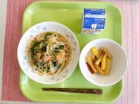 給食の写真
