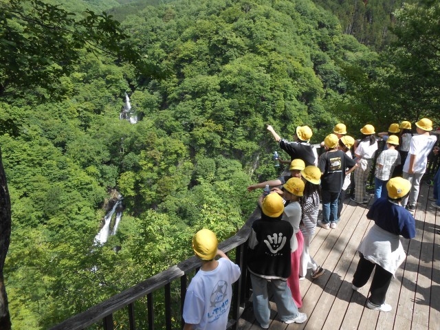 霧降の滝