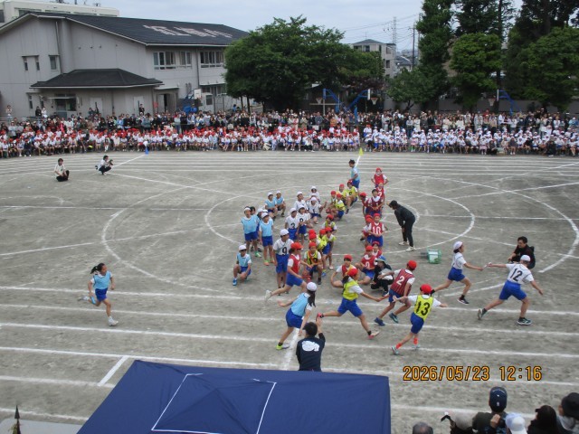 ４～６年生代表「選抜リレー」