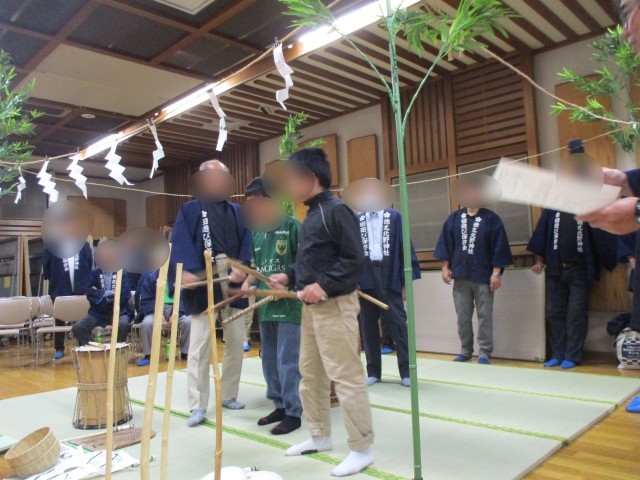 鳥追い